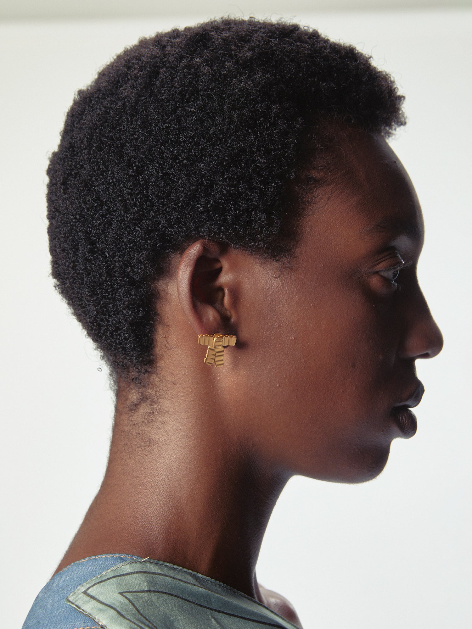 Cardboard Fiocco Earrings Gold
