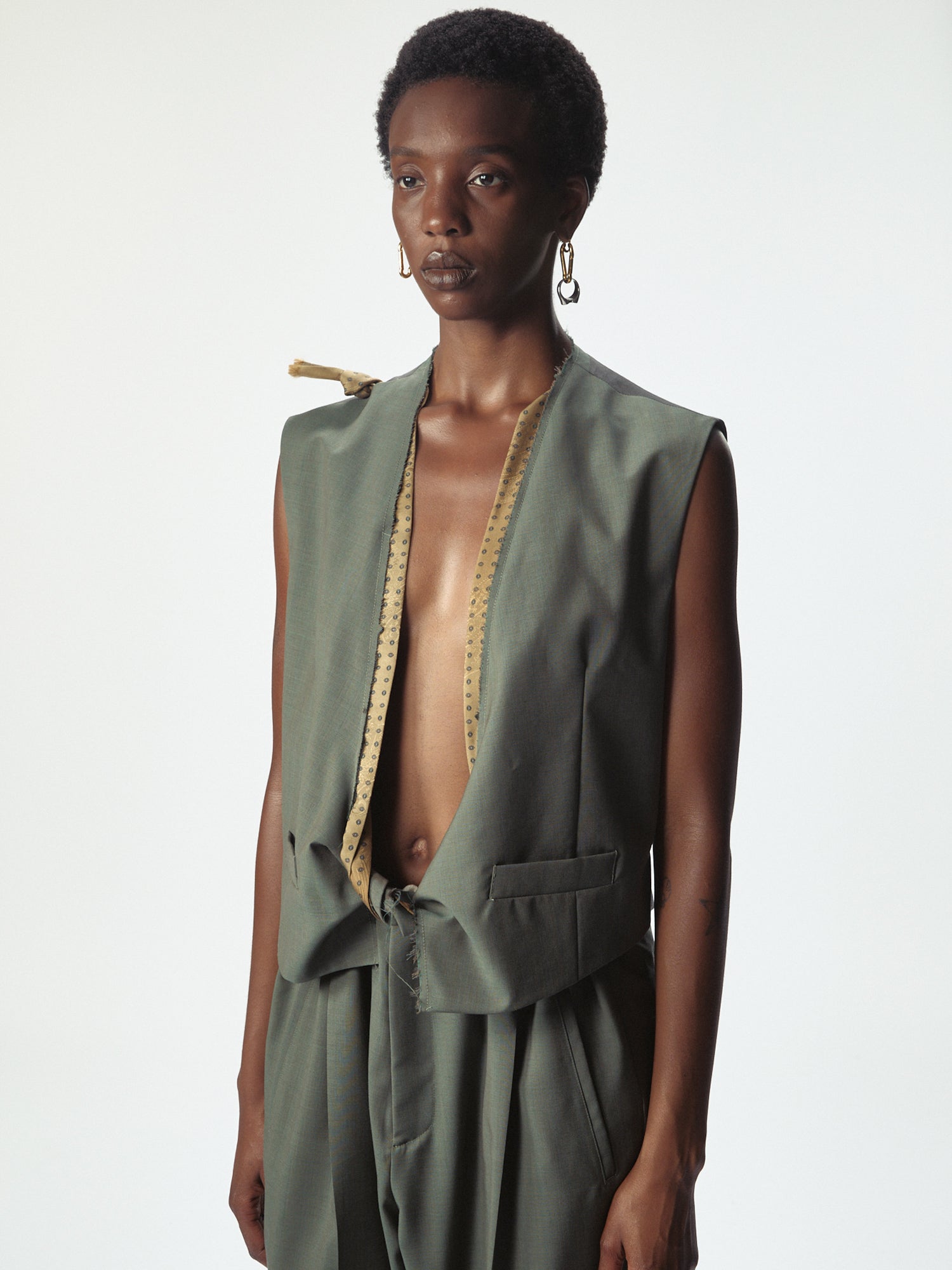 Dawn Knotted Vest Dollar Green