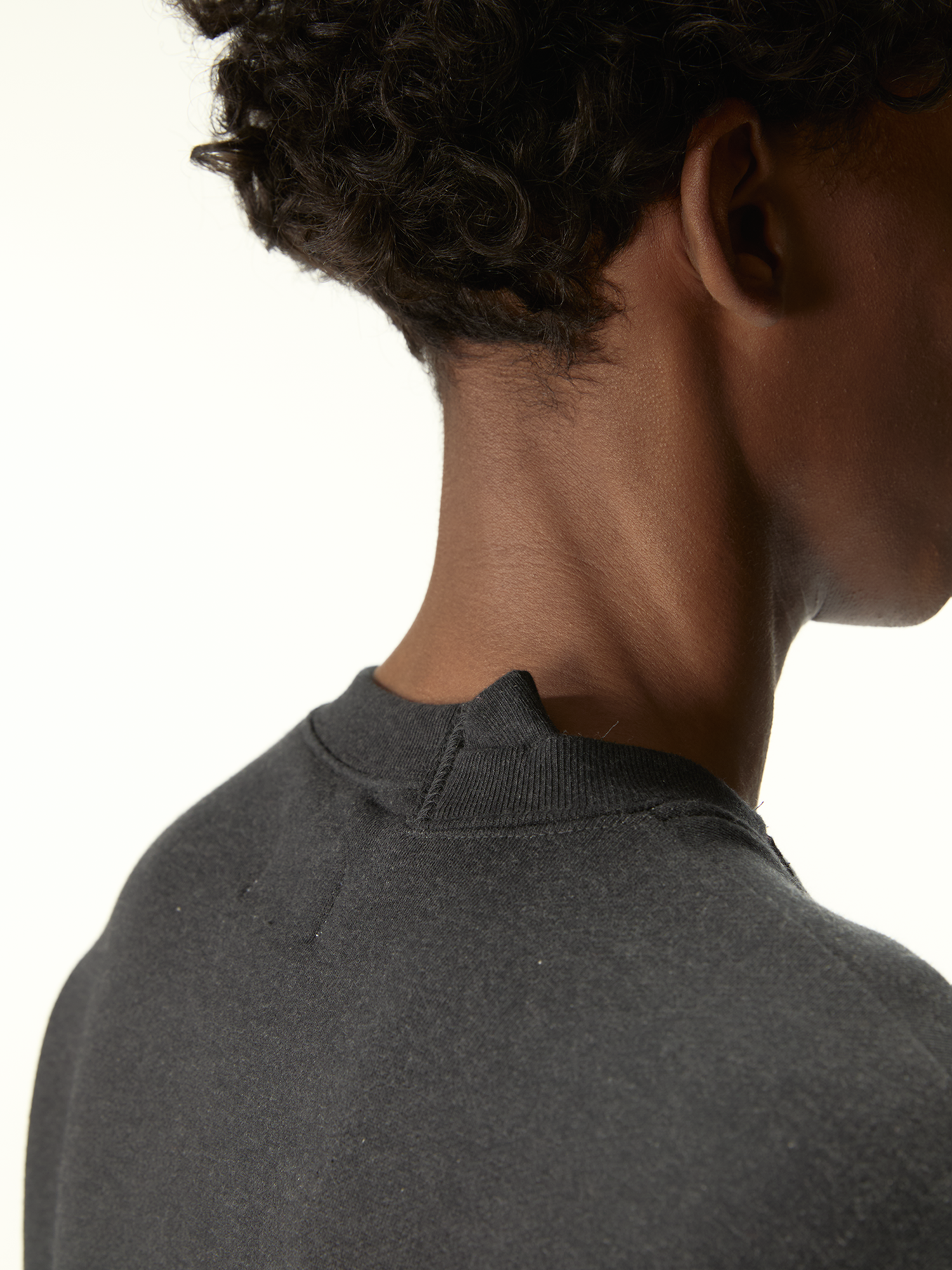 Polisportiva Crewneck Off Black - Magliano